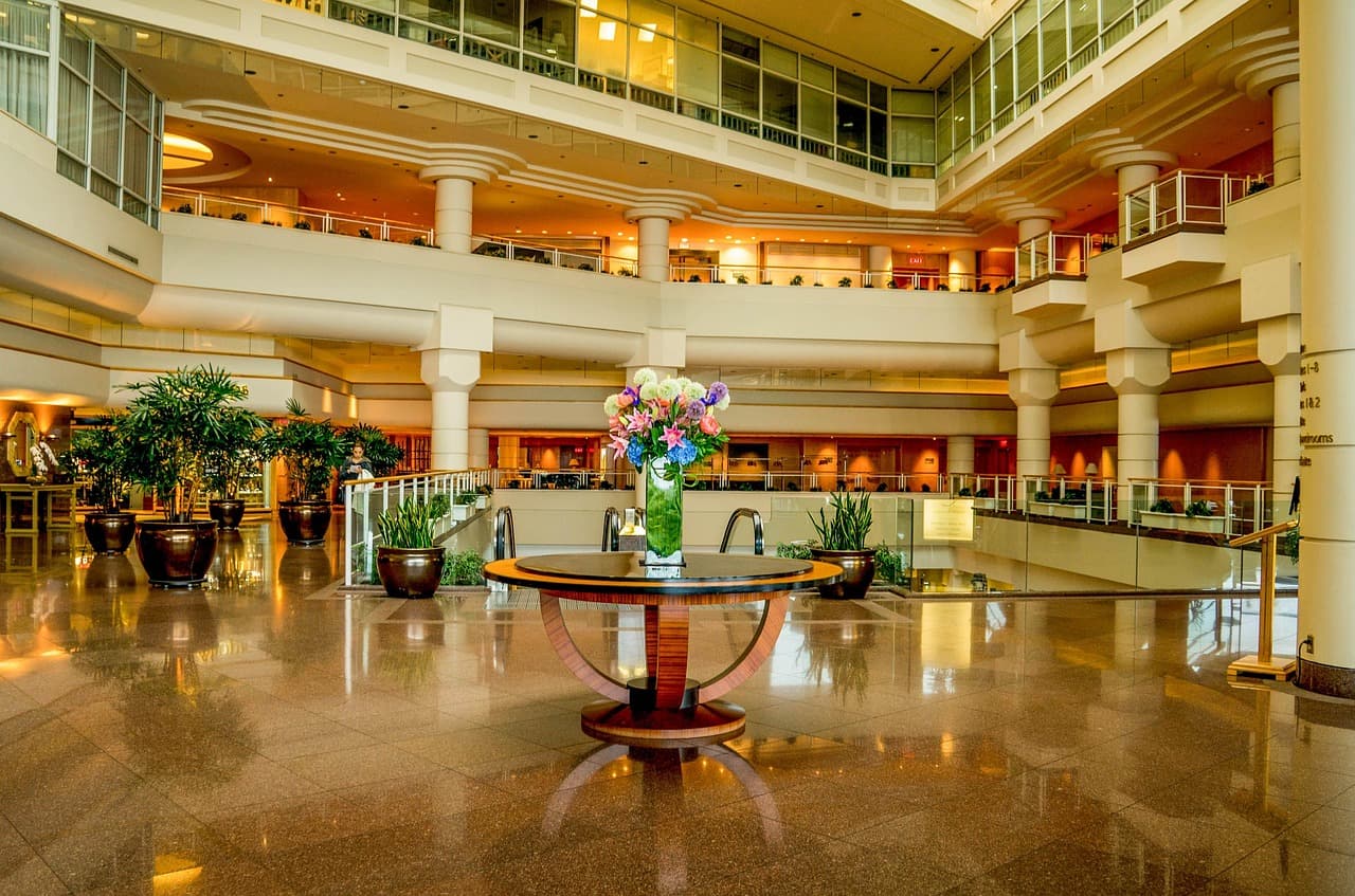 M.R. Hotels