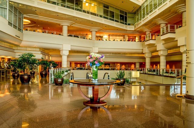 M.R. Hotels